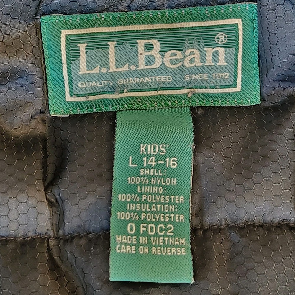 LL Bean Kids Winter Ski Snow Jacket Black Red Insulated Kids L 14-16 Outdoors - Picture 8 of 16